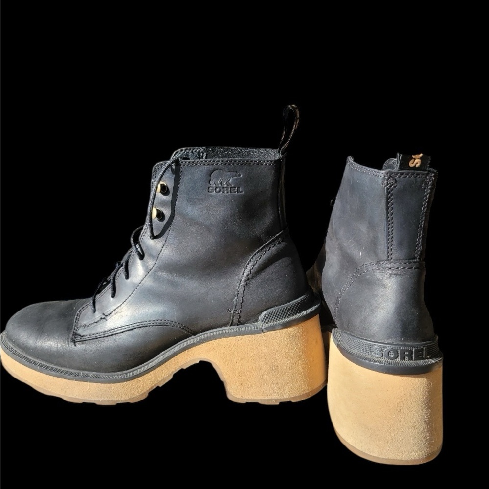 Sorel Black Leather Lace-Up Boots with Tan Sole